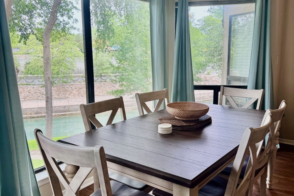 3 Dining