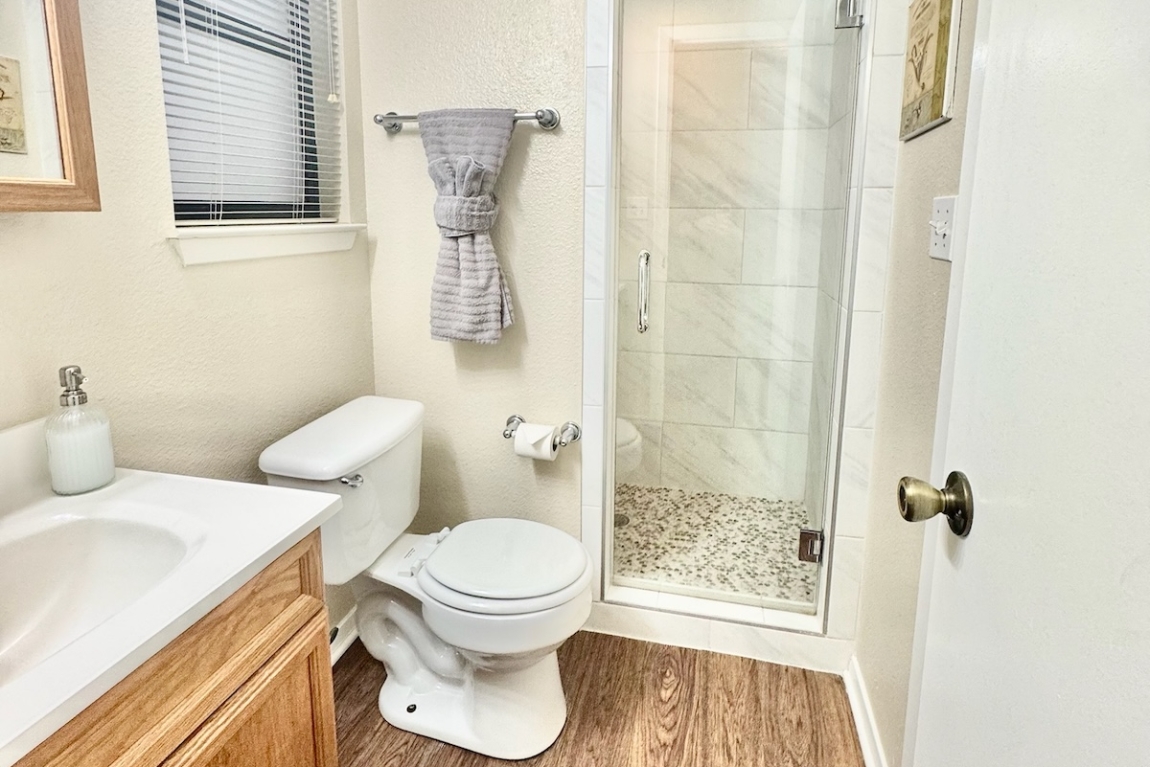 5 Guest Bath