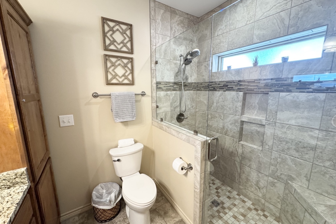 5 Master Bath 2