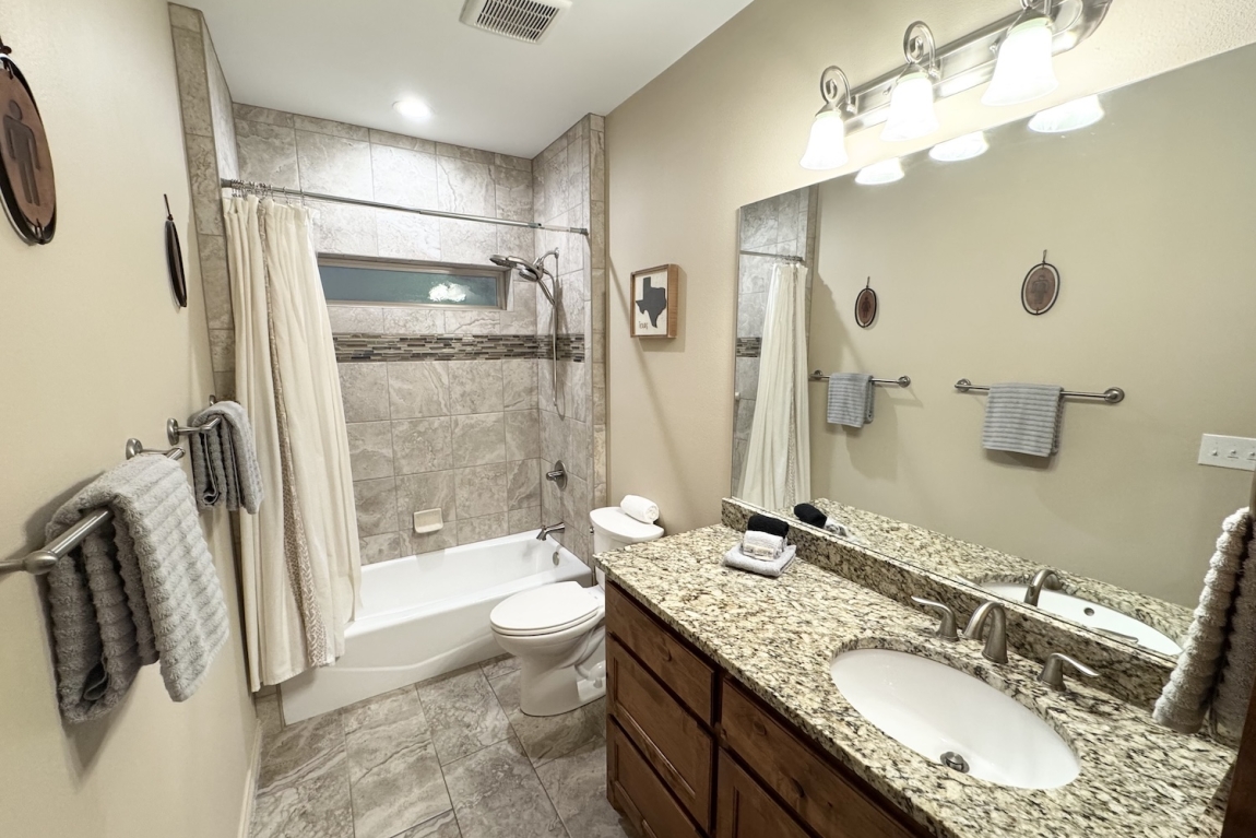 6 Guest Bath