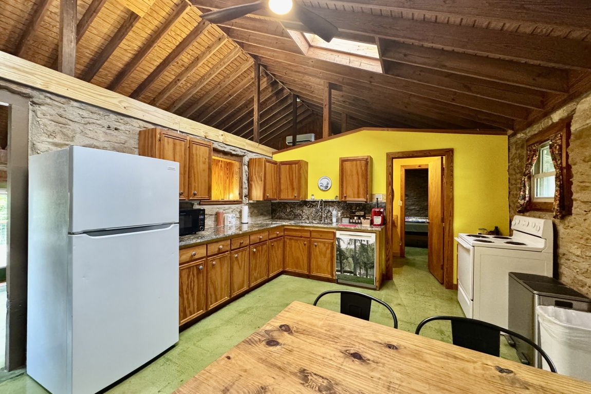3 kitchen 1