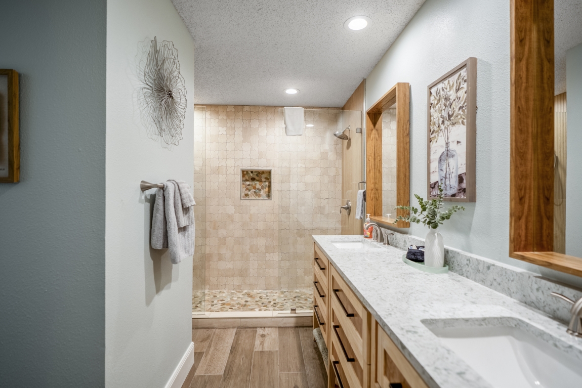 6-Master Bath