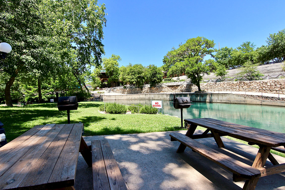 46_Comal-River-Oasis_7320