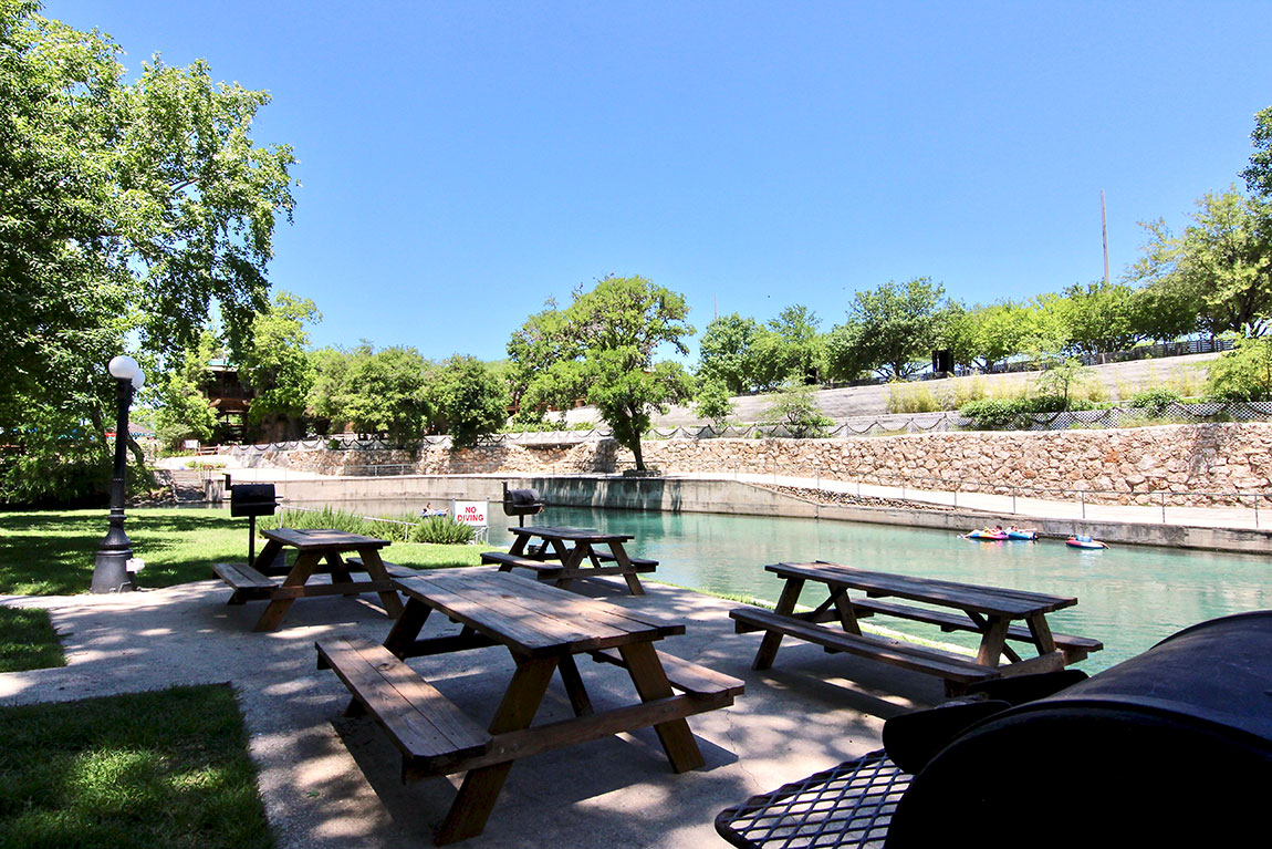 46_Comal-River-Oasis_7336