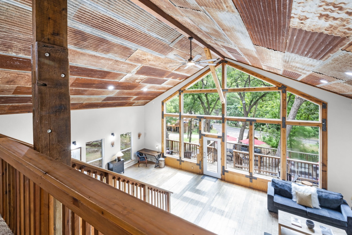 8001 RIver Rd_James_Fossum Studios_3200px_AC0A0124