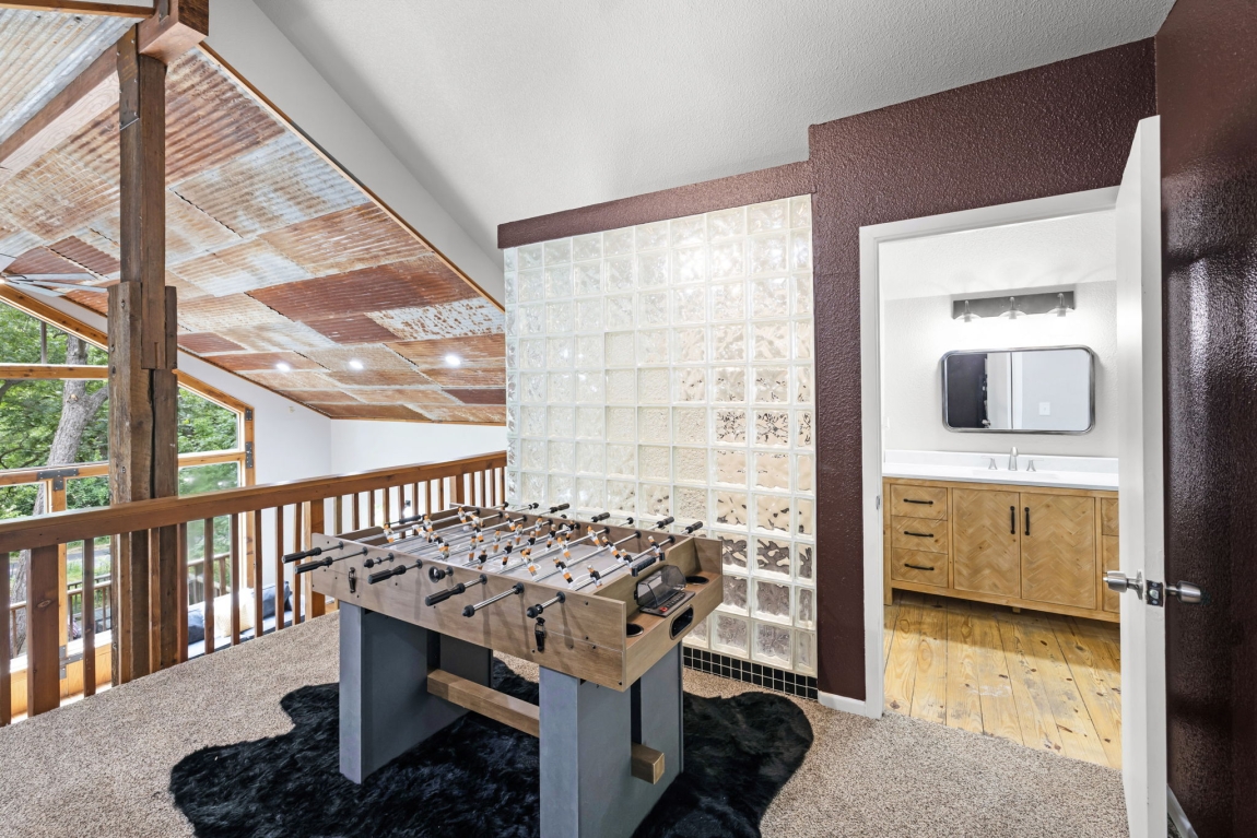 8001 RIver Rd_James_Fossum Studios_3200px_AC0A0133